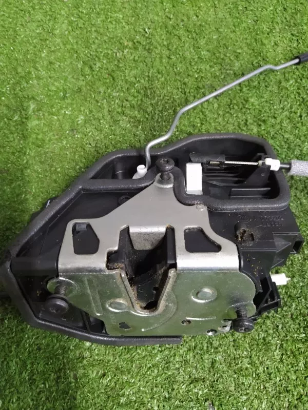 Замок двери