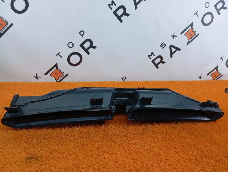 Воздуховод отопителя