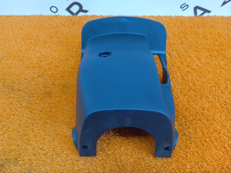 Кожух рулевой колонки