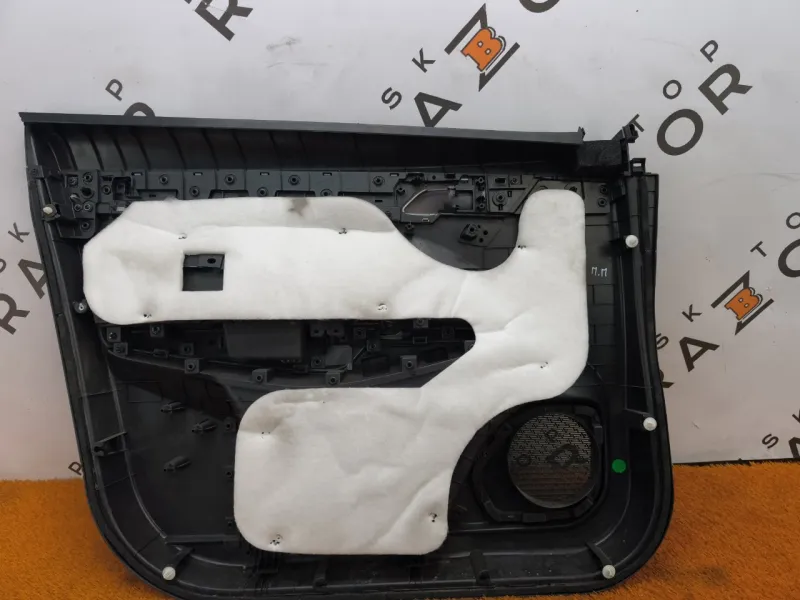 Обшивка двери