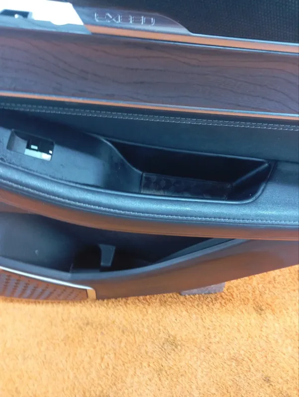 Обшивка двери