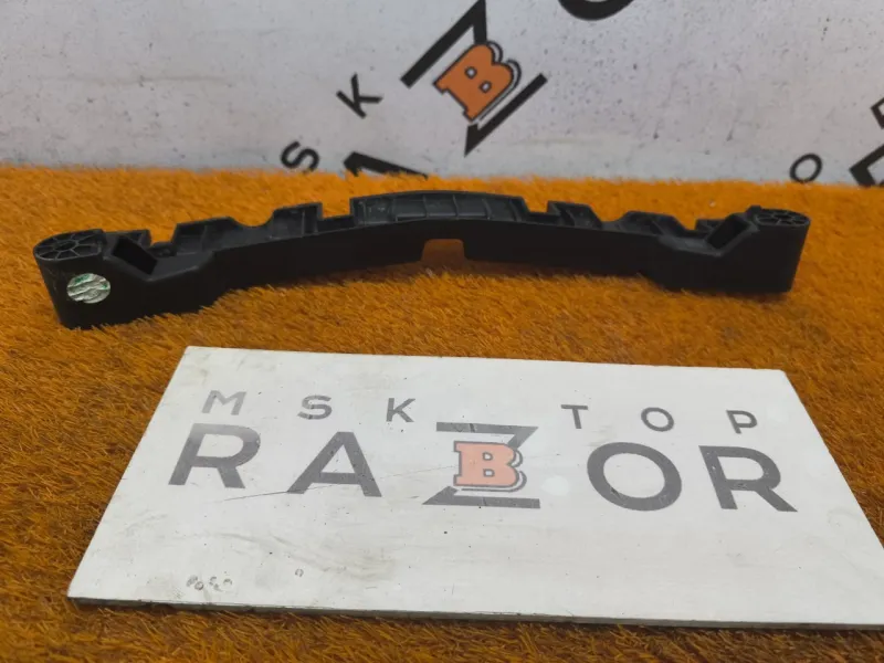 Кронштейн бампера