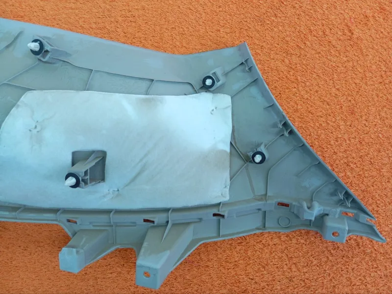 Накладка на стойку кузова