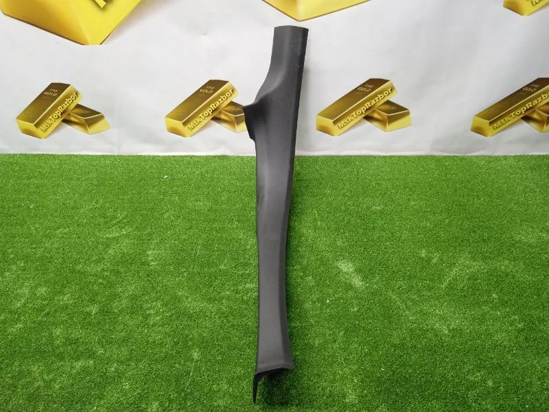 Накладка на стойку кузова