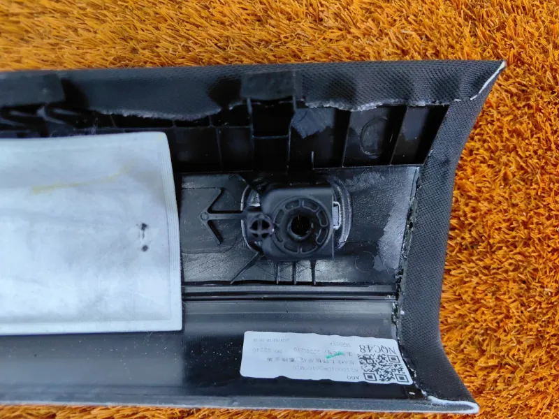 Накладка на стойку кузова