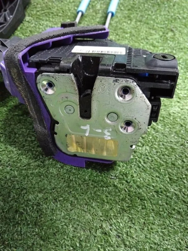 Замок двери