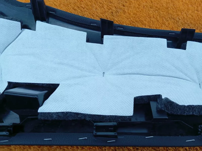 Накладка на стойку кузова