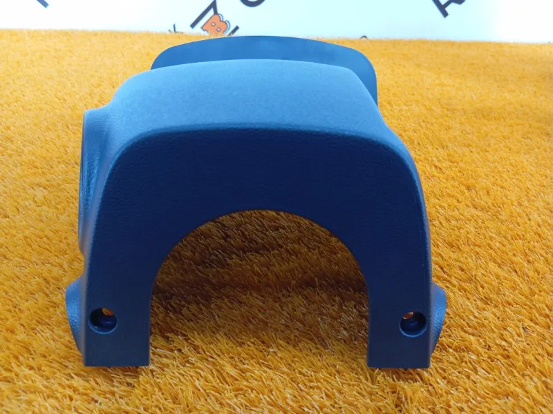 Кожух рулевой колонки