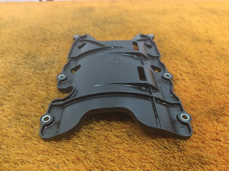 Маслоотражатель