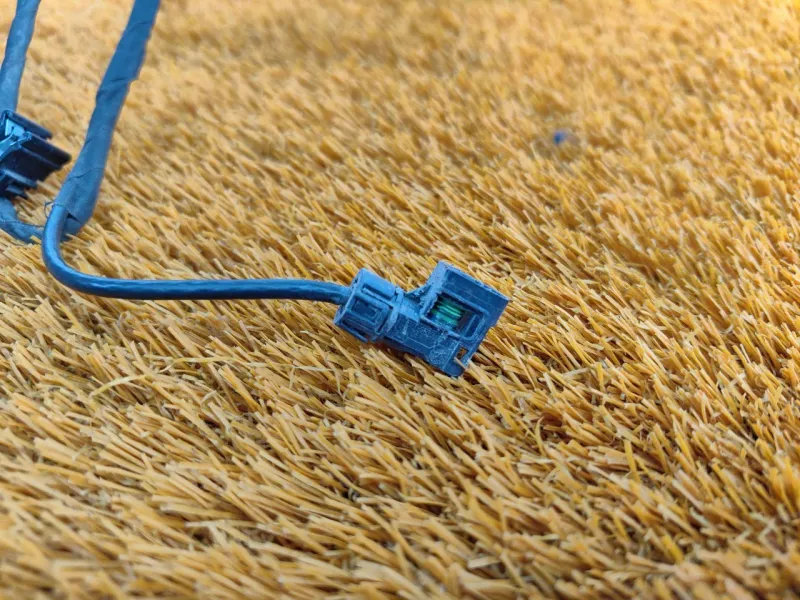 Электропроводка крышки багажника