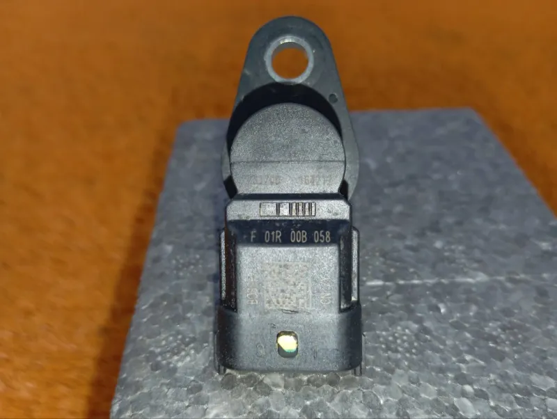 Датчик положения распредвала