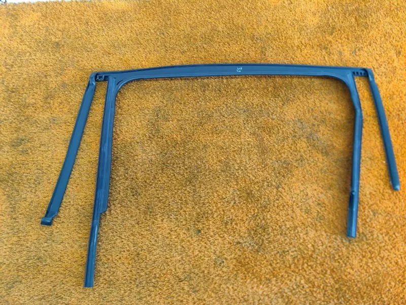 Уплотнитель стекла двери