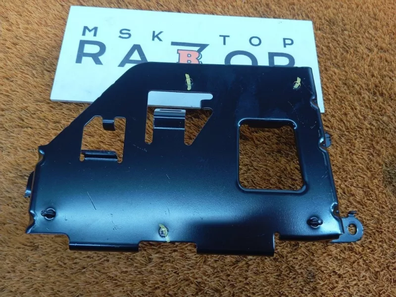 Кронштейн BMW X3 2018 6801490 G01 B47