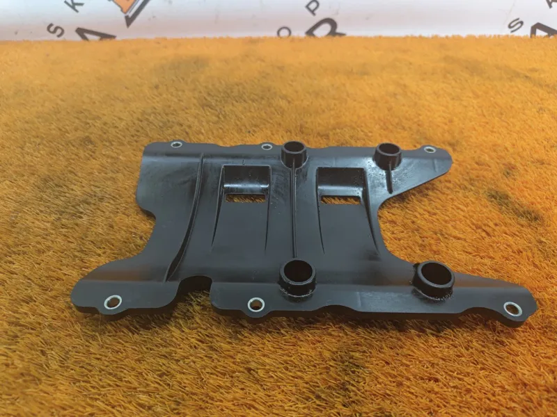 Маслоотражатель