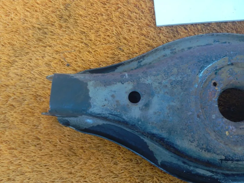 Рычаг подвески