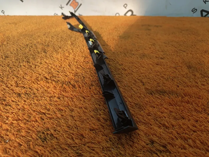 Накладка на торпедо