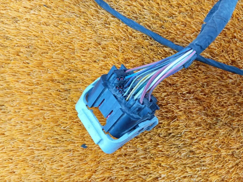 Проводка подкапотная