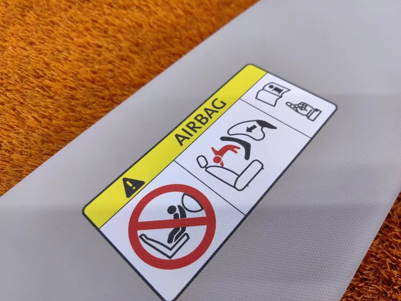 Козырек солнцезащитный