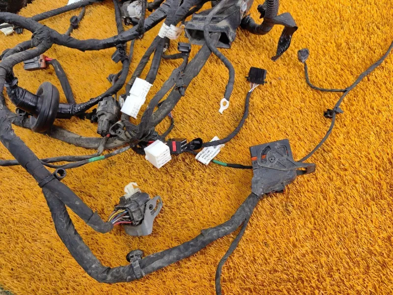Проводка подкапотная