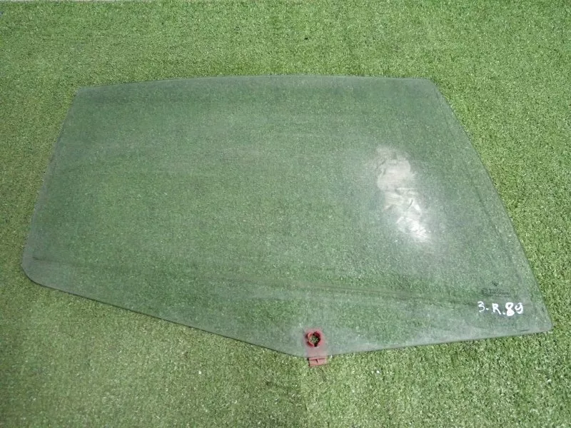 Стекло двери BMW 3-Series 1998 51347008060 E46, заднее правое