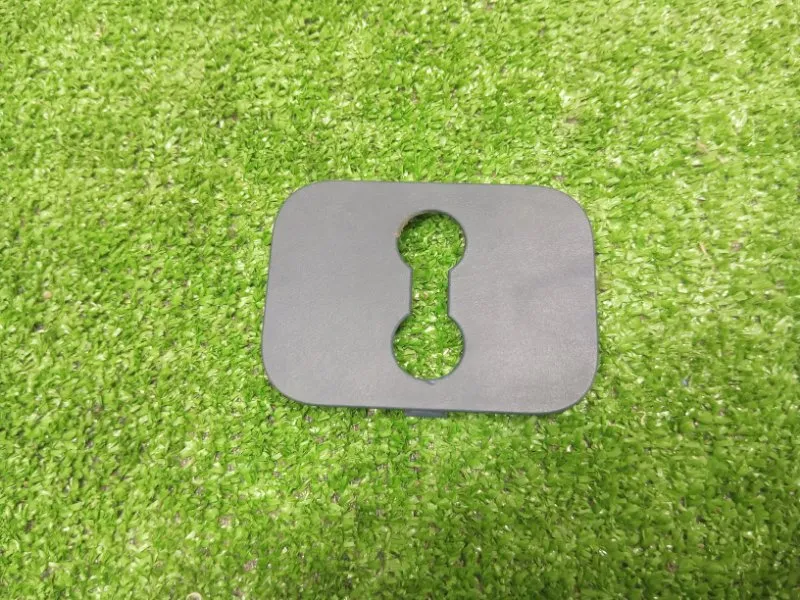 Накладка замка багажника