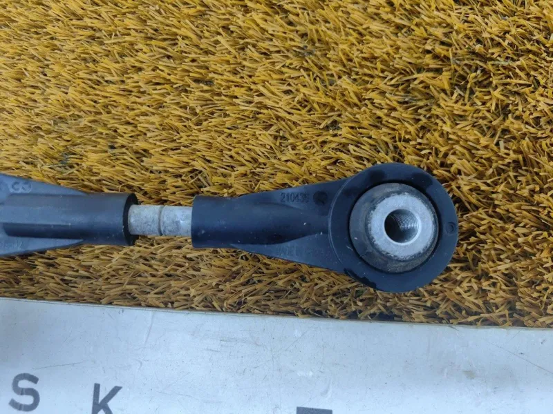 Стойка стабилизатора