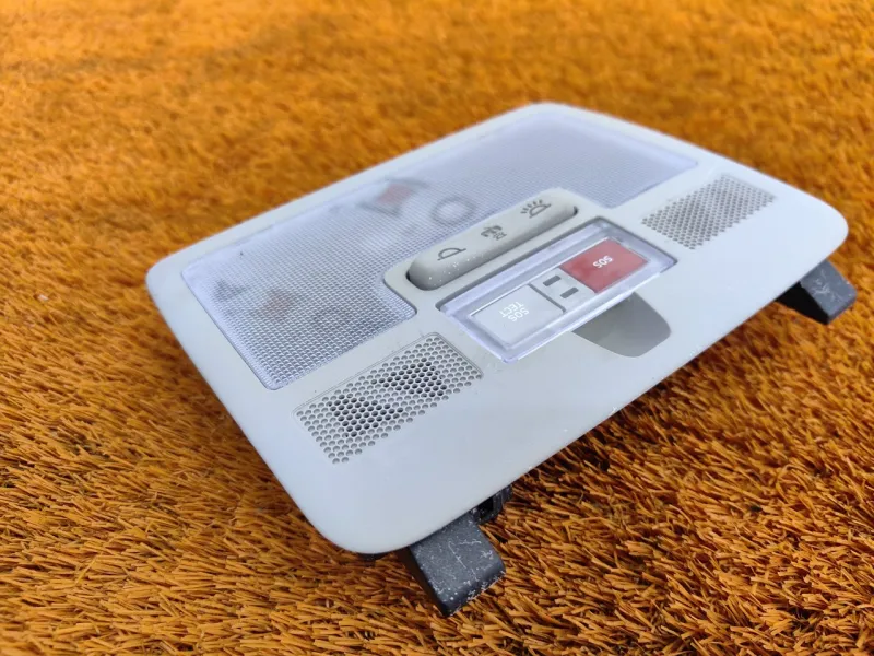 Плафон салона