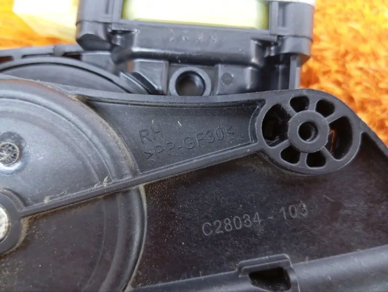 Стеклоподъемник