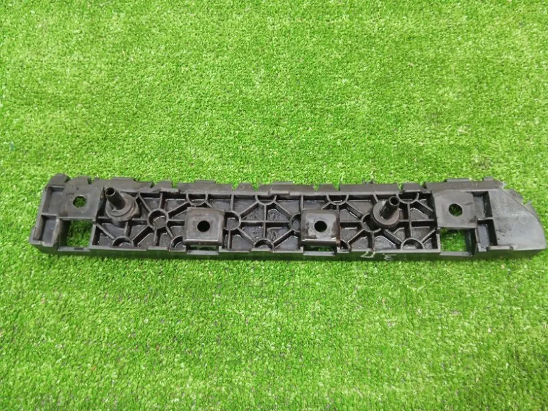 Крепление бампера