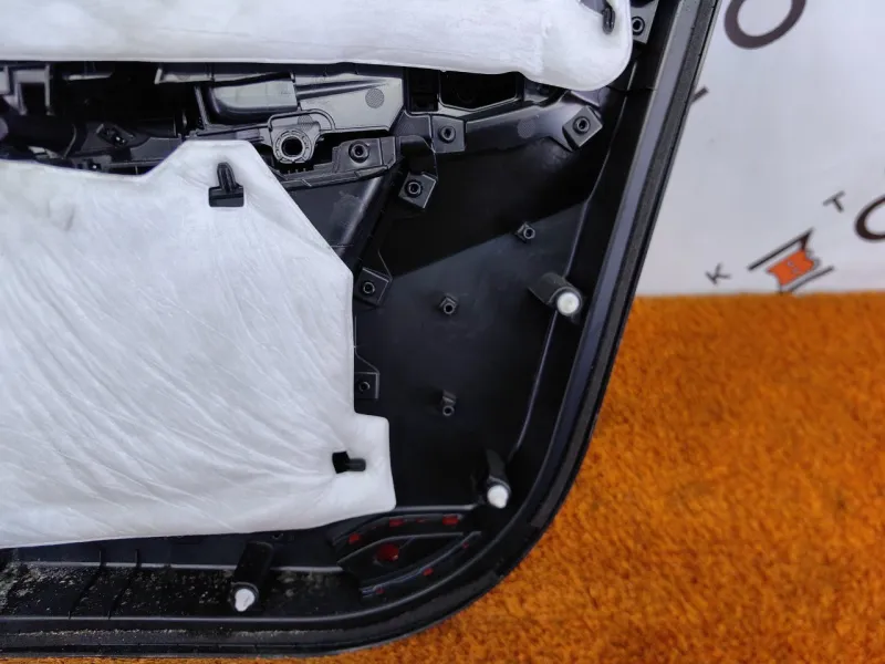 Обшивка двери