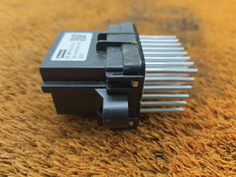 Резистор отопителя