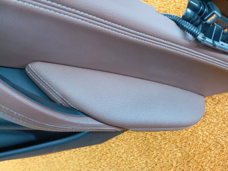 Обшивка двери