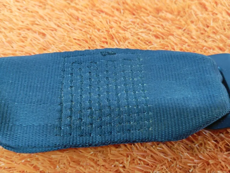 Ответная часть ремня безопасности