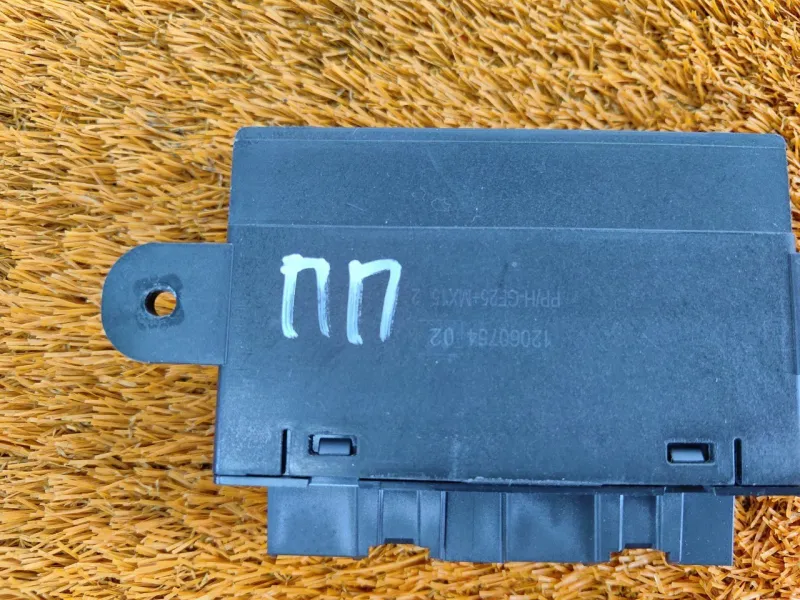 Блок управления двери