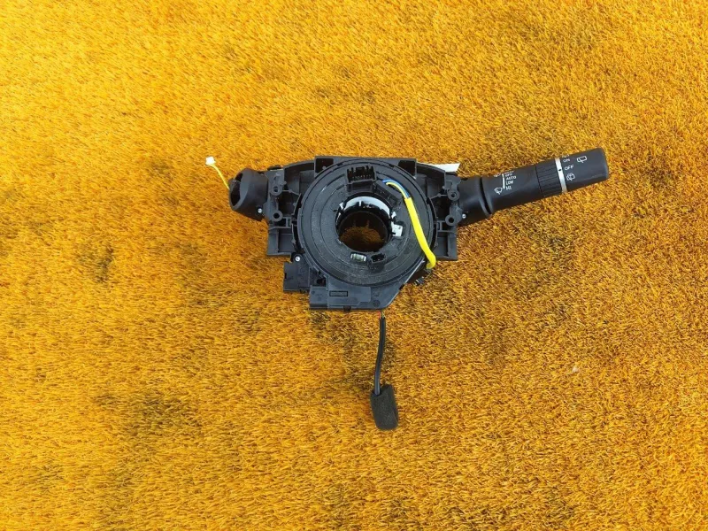 Подрулевой переключатель