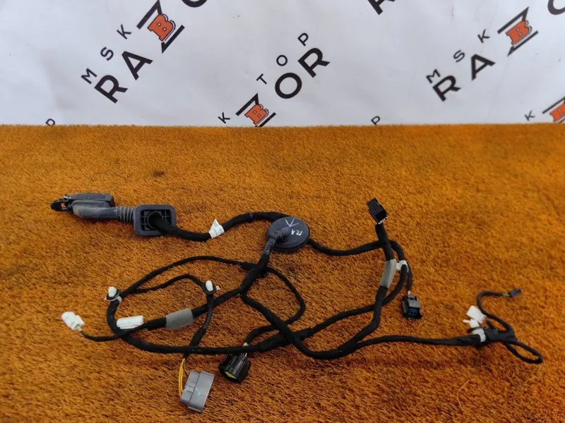 Проводка двери Changan UNI-V 2023 4000050DE04, передняя левая