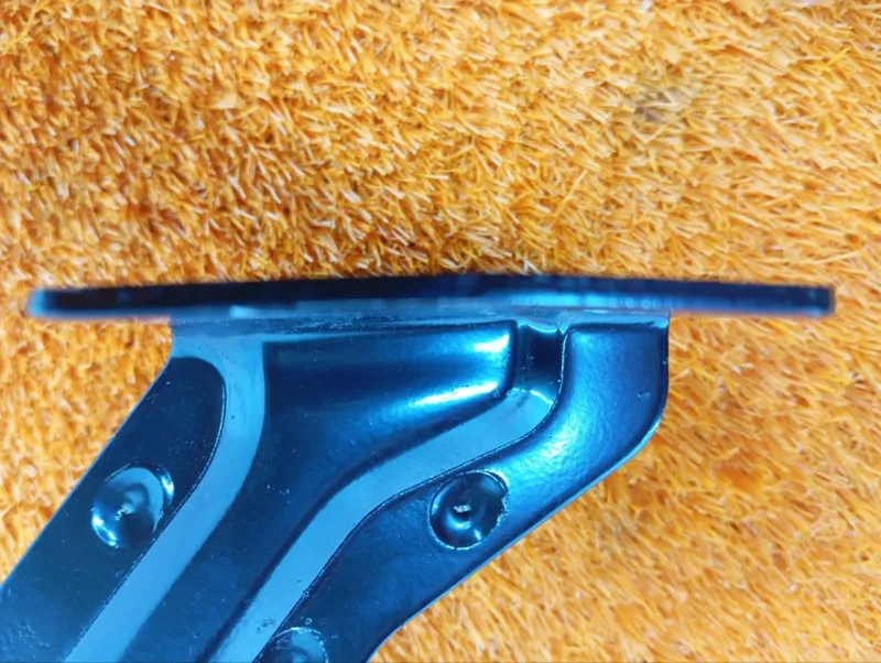 Крепление сиденья