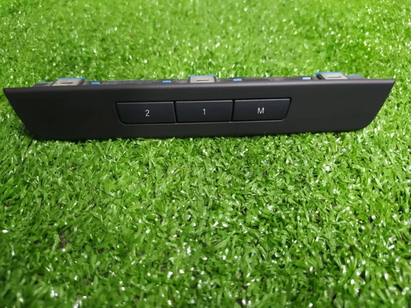 Кнопка памяти сидений