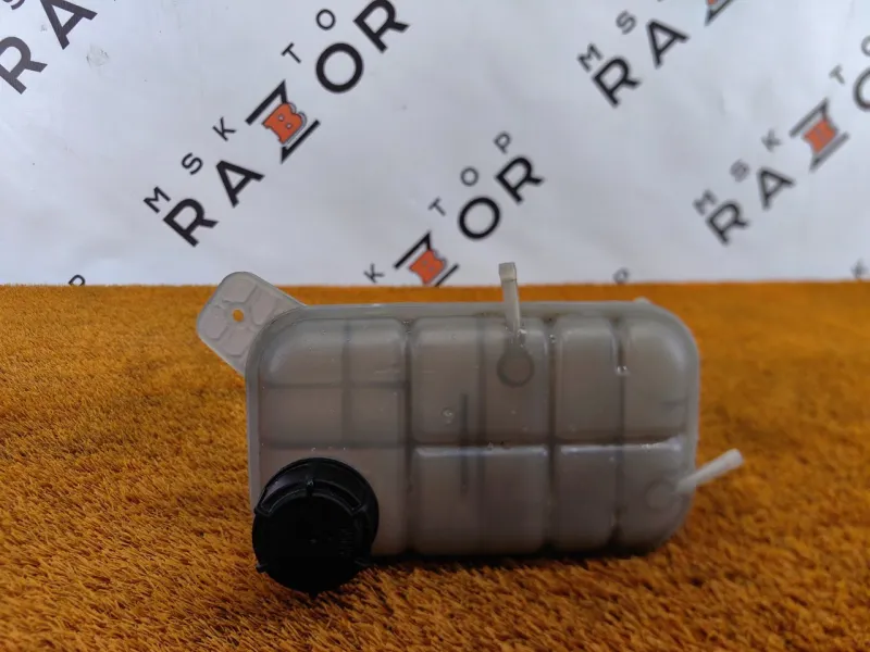 Бачок расширительный