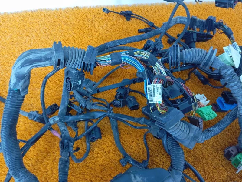 Проводка подкапотная