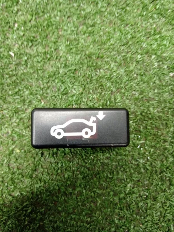 Кнопка открывания багажника BMW X6 2010 8375580 E71