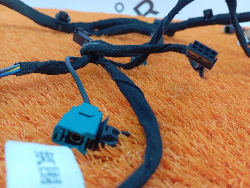 Проводка двери