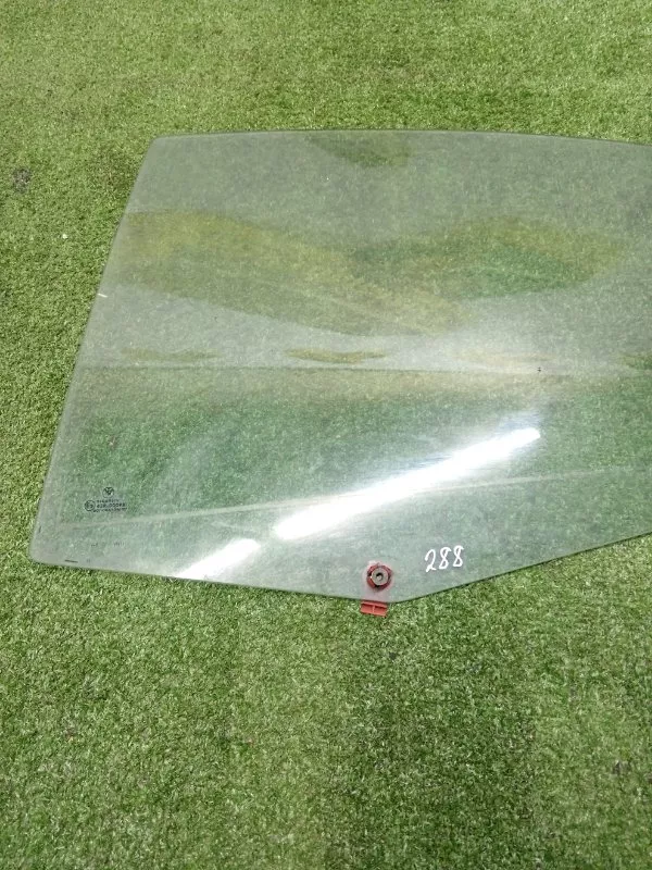 Стекло двери BMW 3-Series 2000 51348196027 E46, заднее левое