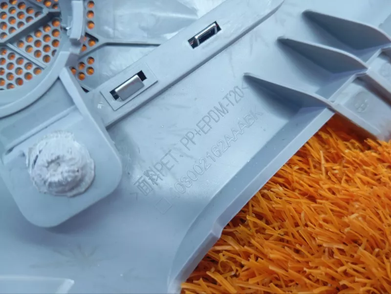 Накладка на стойку кузова