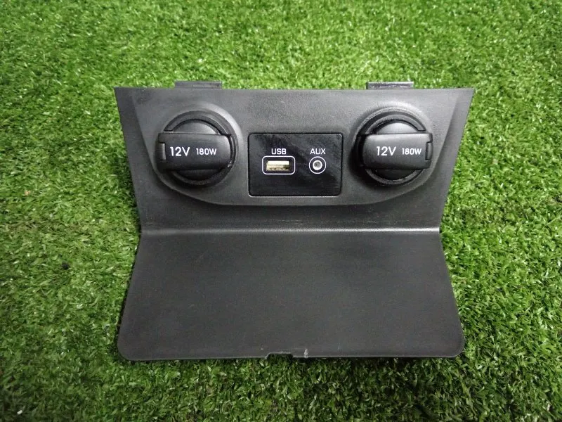 Разъем USB+AUX