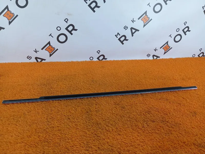 Молдинг стекла