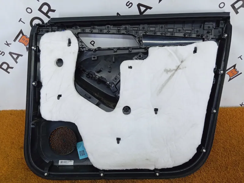 Обшивка двери