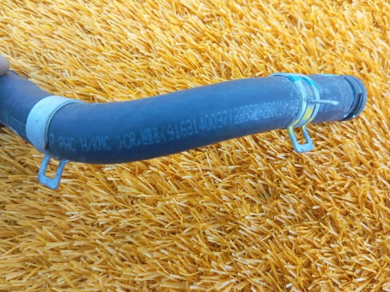 Трубка картерных газов