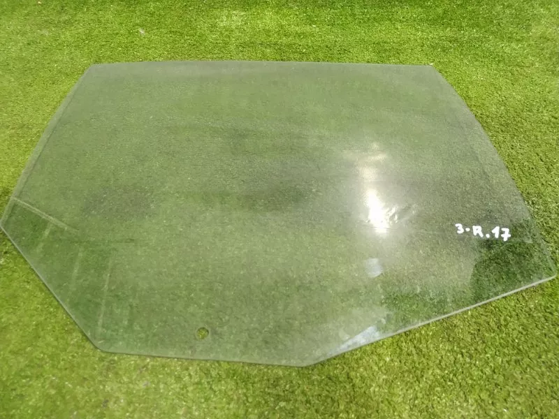 Стекло двери BMW 5-Series 2008 51357110636 E60, заднее правое