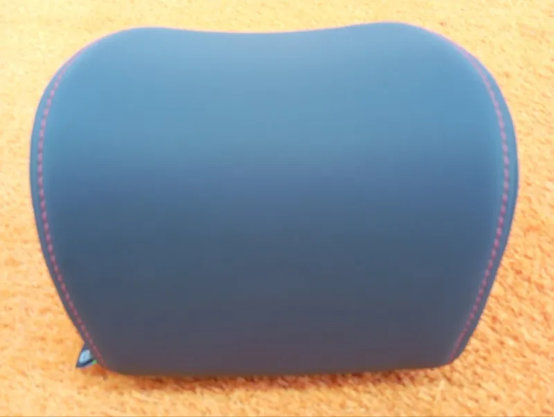 Подголовник сиденья